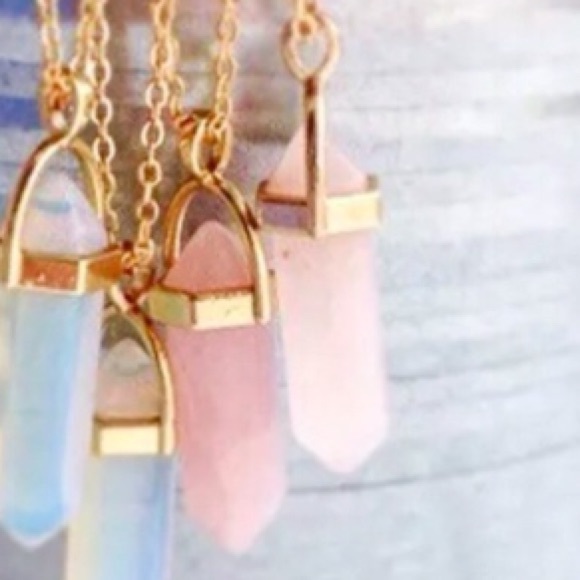 Pink Rose Quartz Crystal Gemstone Pendant Gold Necklace Healing Gem Stone Boho - Picture 3 of 5